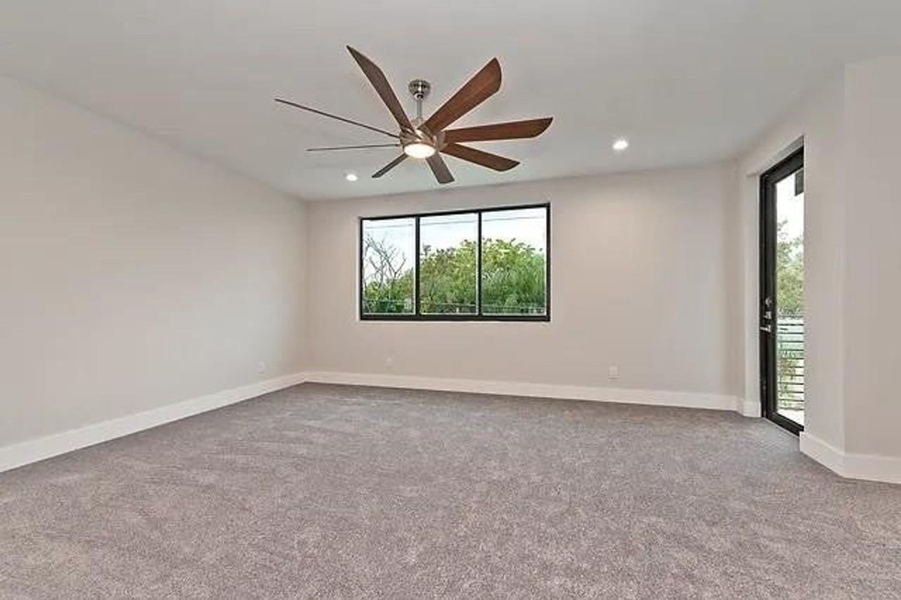 120 Ne 12th St - Photo 6 of 16