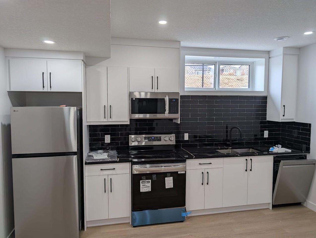 86 Calhoun Hill Ne - Photo 2 of 10
