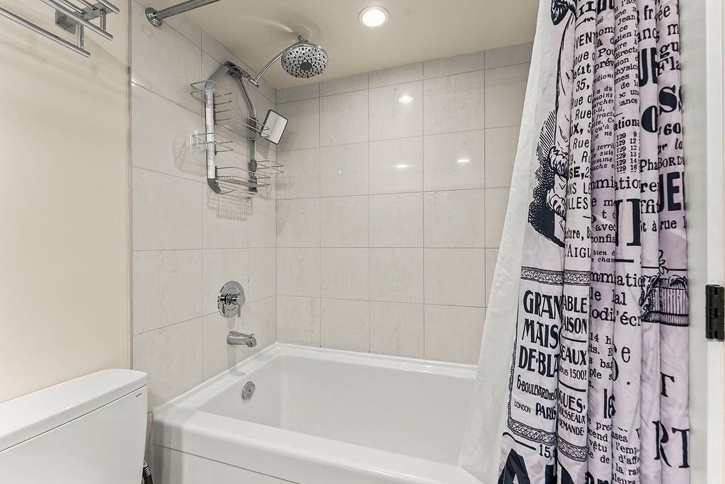 1212 - 1212 Howe St - Photo 6 of 21