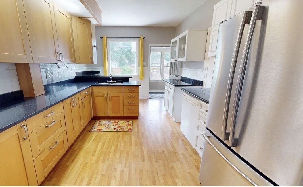 11406 66 St Nw - Photo 5 of 25