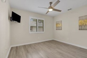 featured image of 800 Augusta Blvd #B201