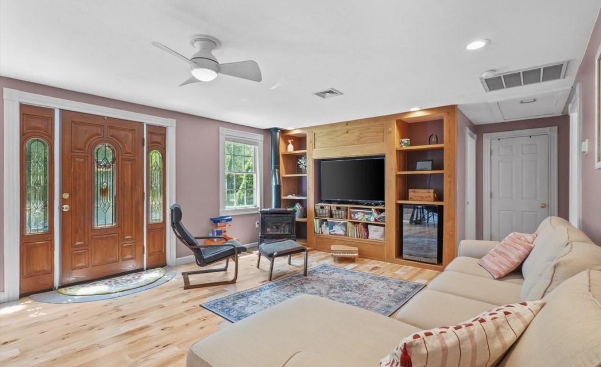 4 Ratner Rd #NA - Photo 7 of 43