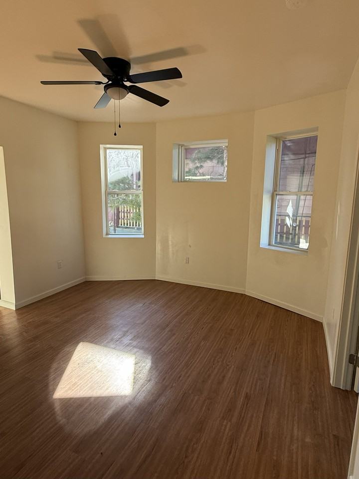 820 Rosemont Ave #1 - Photo 2 of 10