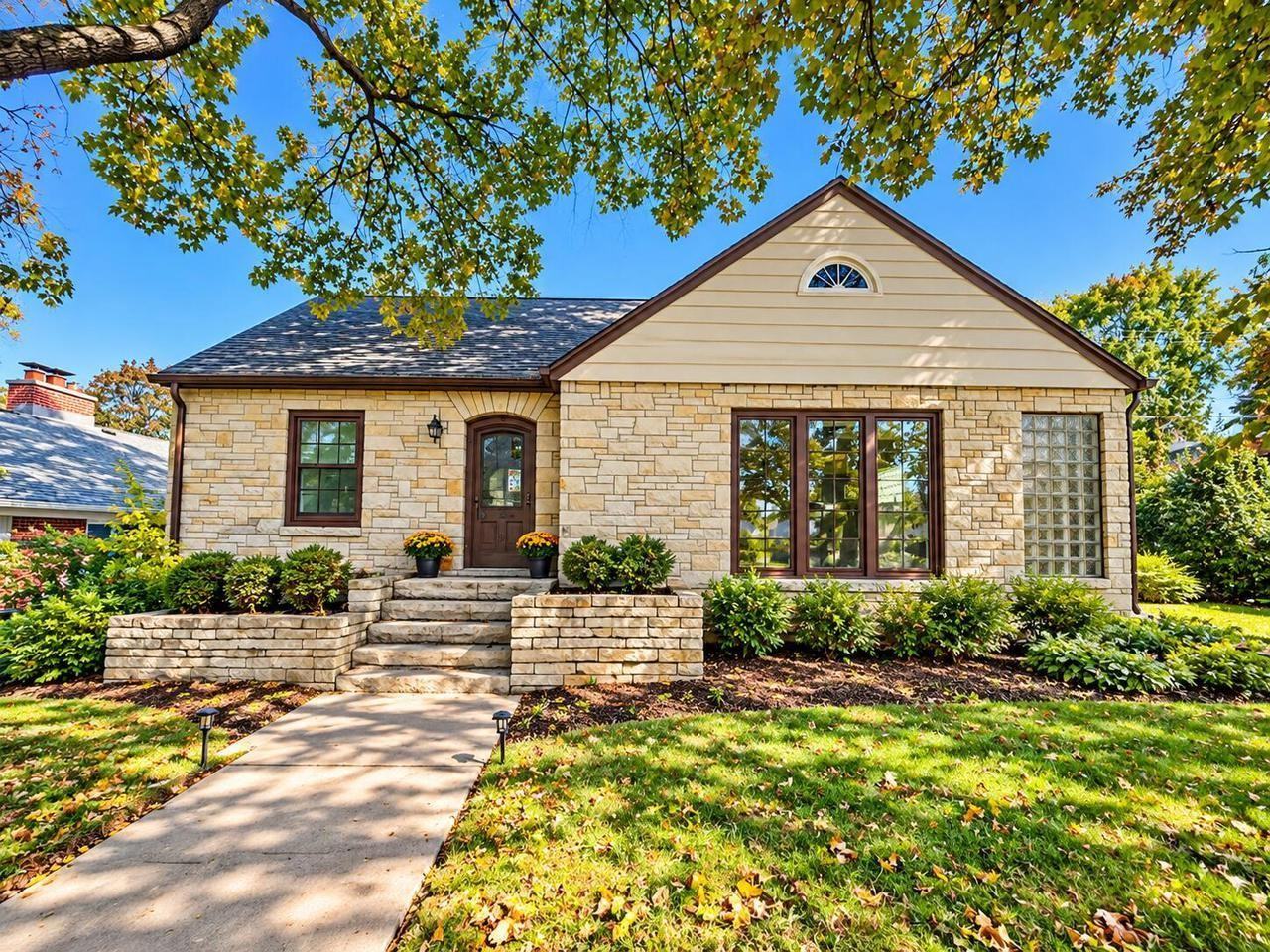 304 Oxford Rd #NA - Photo 2 of 29