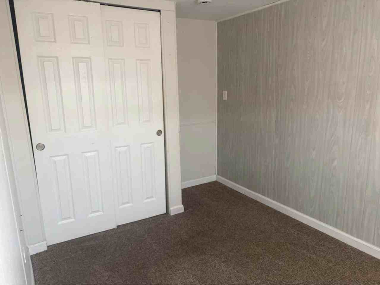 1410 E Fox Farm Rd #8 - Photo 2 of 4