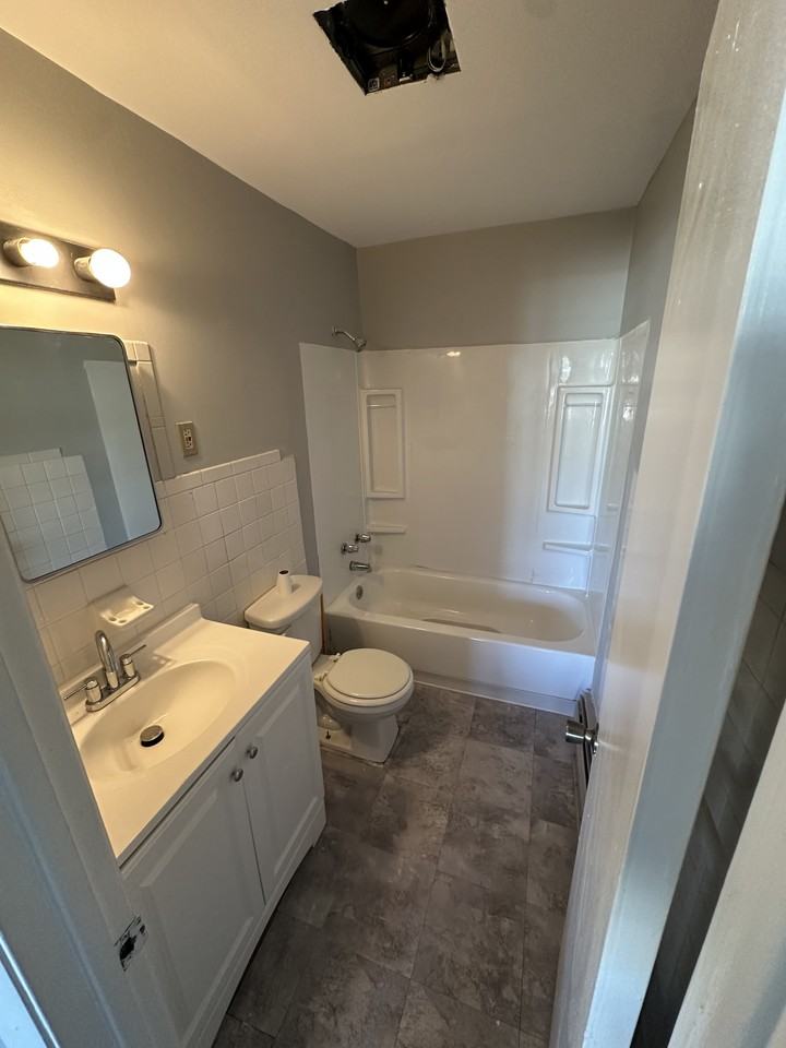 75 River St #2 - Photo 7 of 12