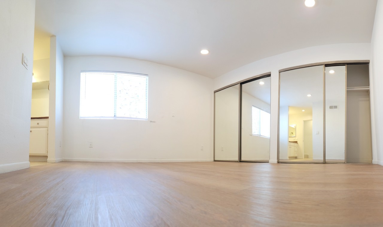 11020 Hesby Street #2 - Photo 7 of 19