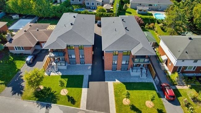872 Riddell Ave N - Photo 3 of 13