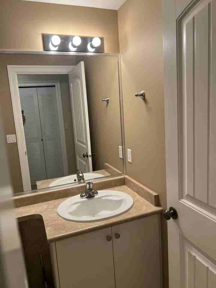17147 104a Ave - Photo 5 of 11