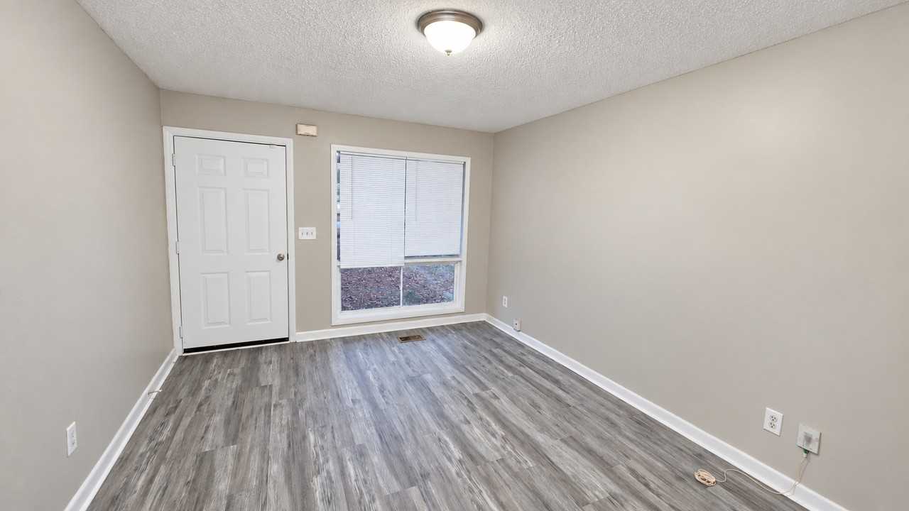 2152 Paradise Lake Ave #1 - Photo 3 of 17