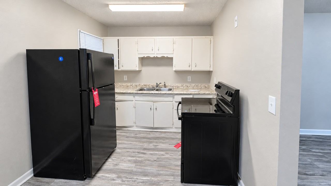 2152 Paradise Lake Ave #1 - Photo 5 of 17