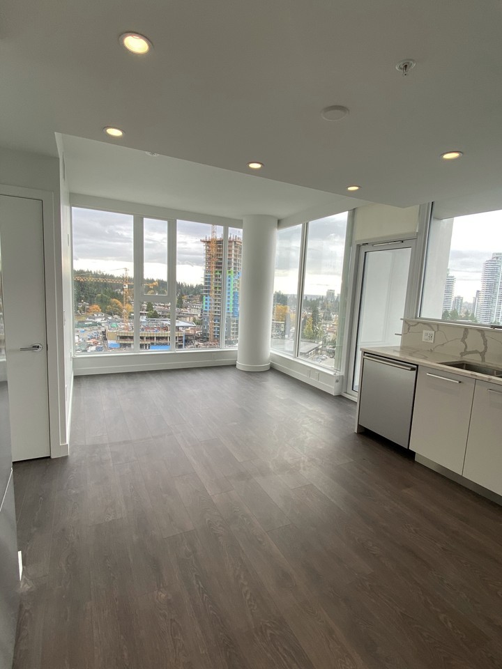 567 Clarke Road #11xx - Photo 7 of 10