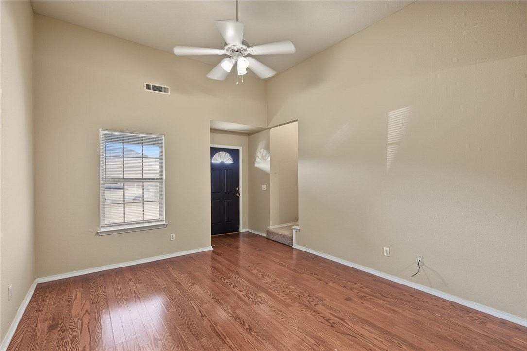 3104 Sw Deerfield Blvd #2 - Photo 6 of 27