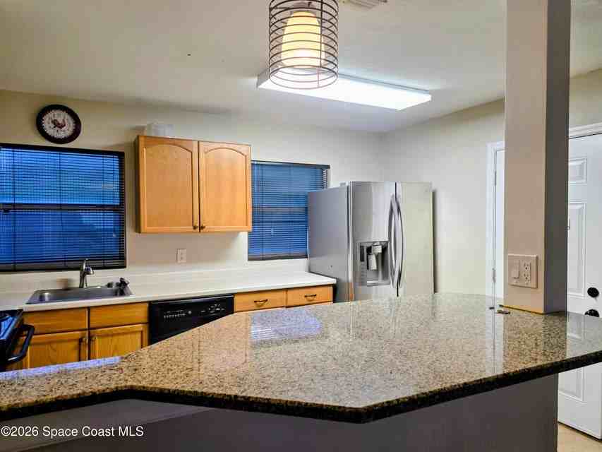 2038 Robinhood Dr #1 - Photo 3 of 8