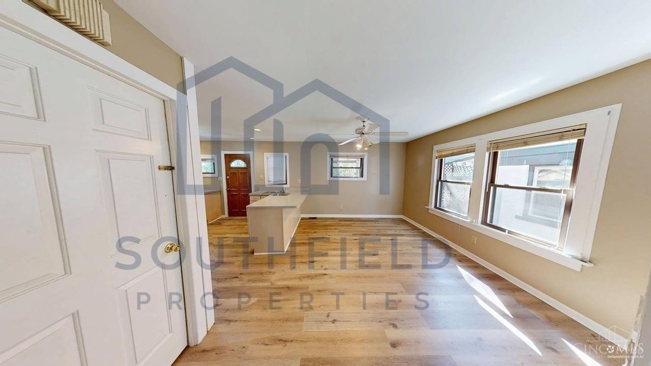 6234 Montgomery Rd - Photo 7 of 20