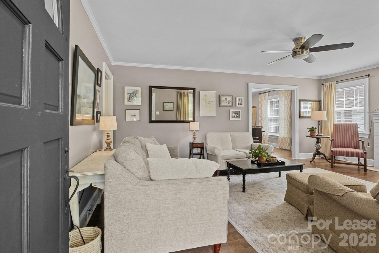 783 Pearl Ave Sw - Photo 4 of 46