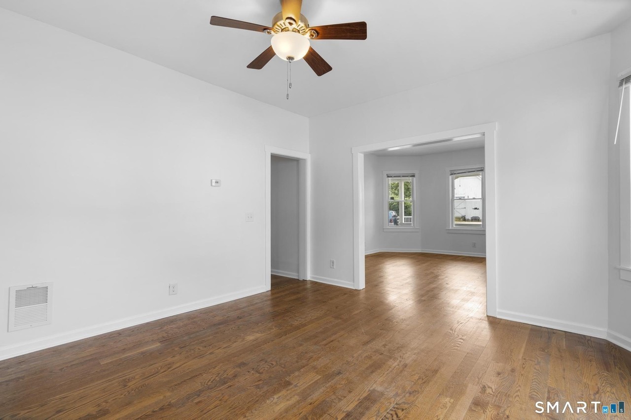 768 Stratford Ave #1 - Photo 6 of 15