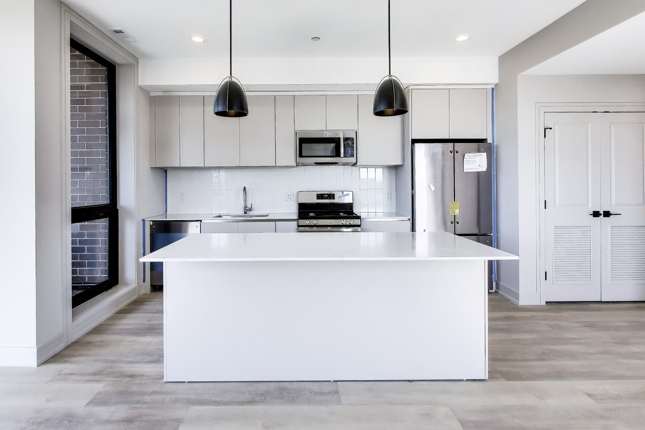 3645 S Michigan Ave #1S - Photo 7 of 23