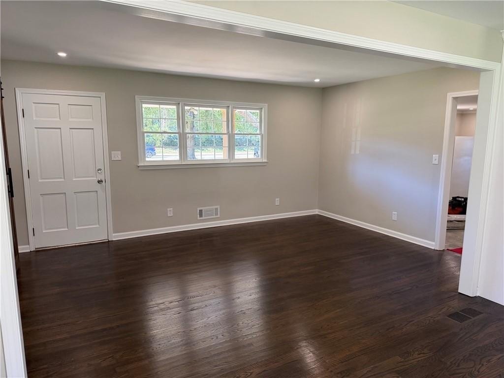 2642 Skyland Dr - Photo 2 of 25