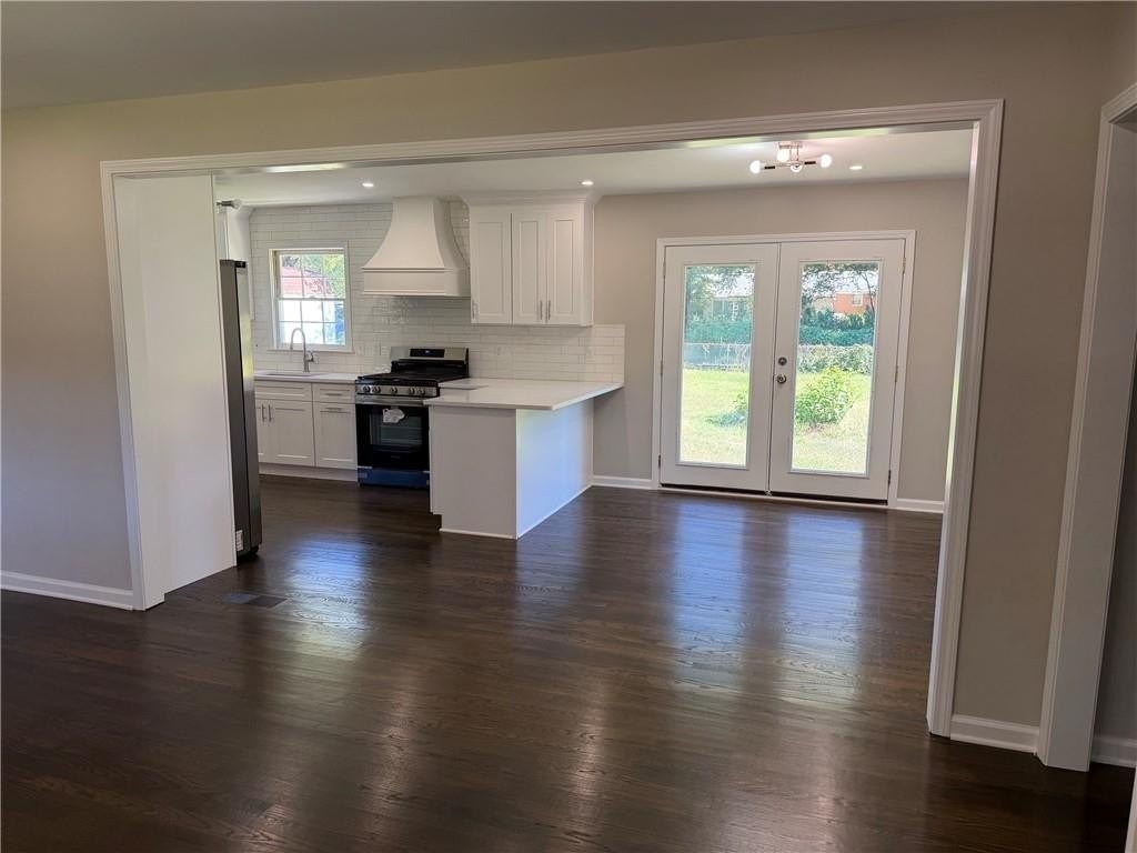2642 Skyland Dr - Photo 6 of 25