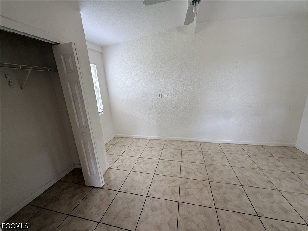 3460 Westlund Ter - Photo 4 of 7