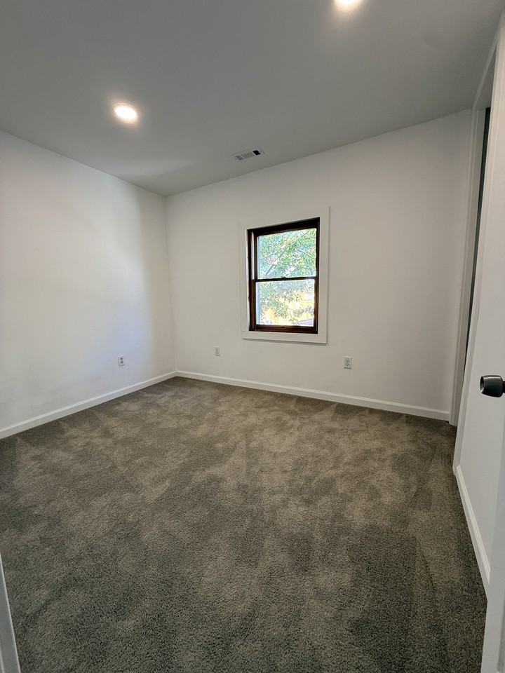120 W Buckeye Ave #1 - Photo 5 of 10