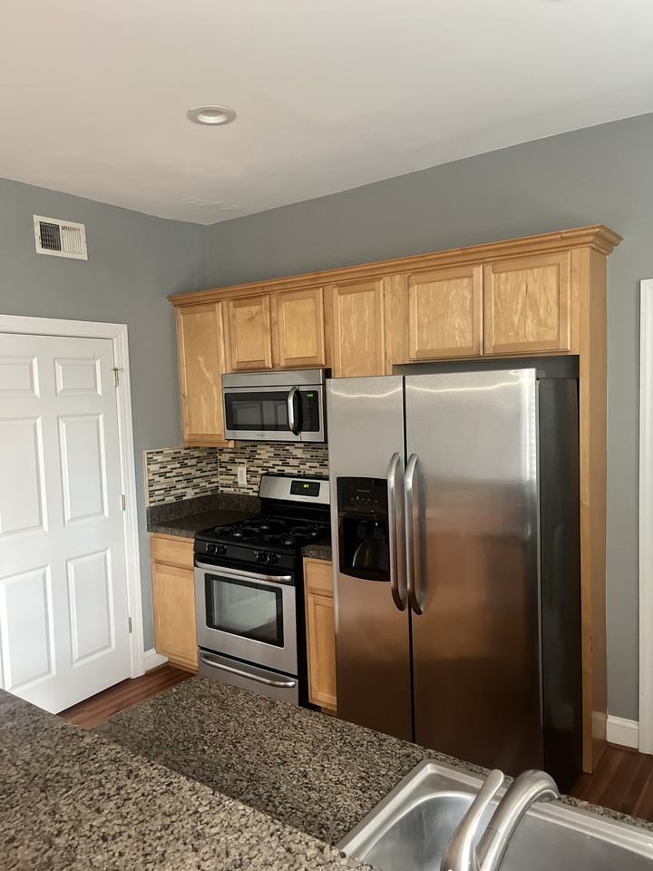 3015 West Ave - 103 #103 - Photo 3 of 11