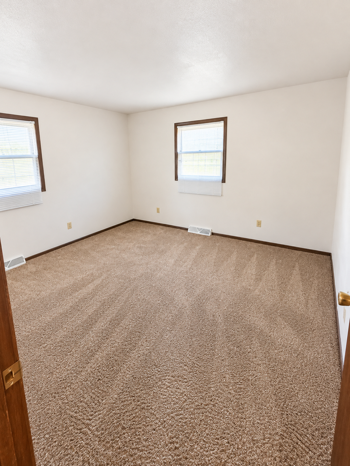 5709 Dahlia Blvd #5709 - Photo 5 of 7