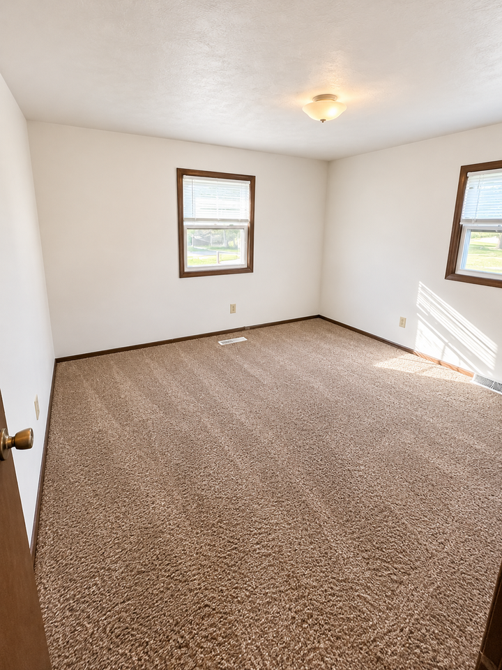 5709 Dahlia Blvd #5709 - Photo 6 of 7