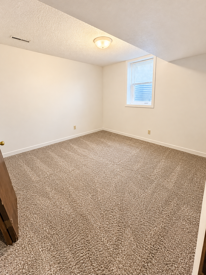 5709 Dahlia Blvd #5709 - Photo 7 of 7