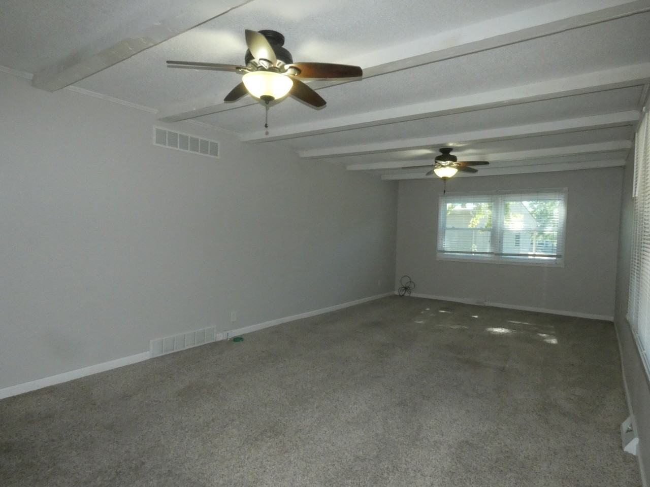 6103 N Olive St - Photo 2 of 19