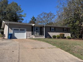featured image of 371 Greenbrier Dr