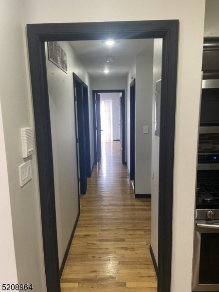 221 Magnolia Ave - Photo 5 of 18