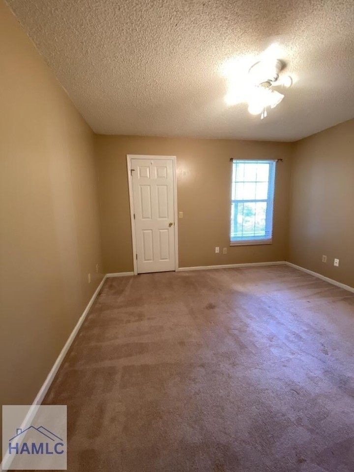 103 Magnolia Plantation Ct - Photo 6 of 10
