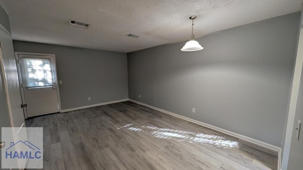 107 Gilbert St Apt 7 - Photo 5 of 8