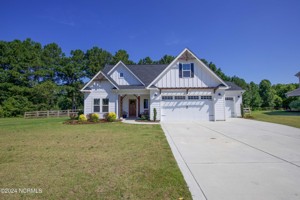 featured image of 844 Warwick Ln