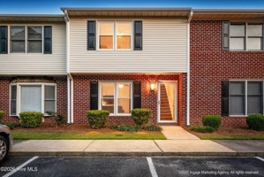 featured image of 2700 Thackery Rd #26