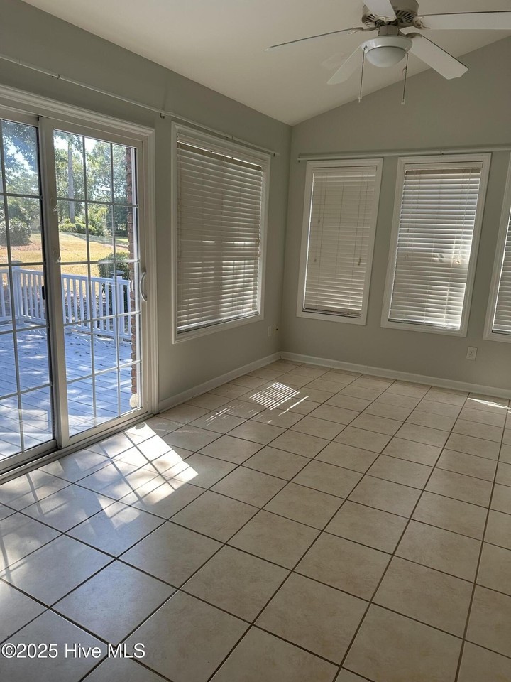 7820 Chipshot Way - Photo 7 of 12
