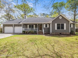 featured image of 1147 Lakeview Ave