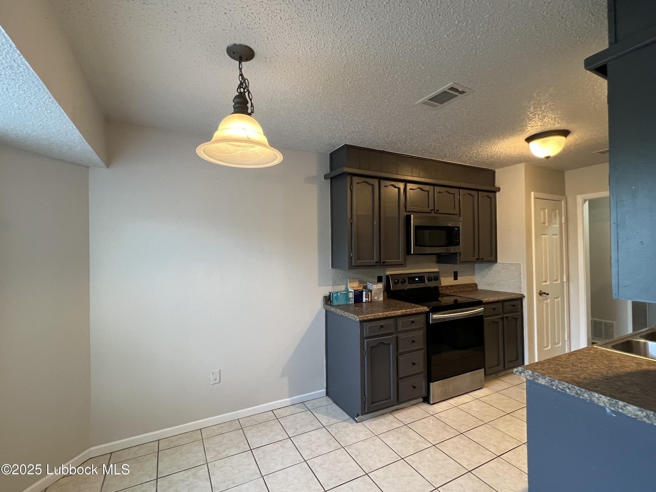 5513 2nd St - Photo 4 of 22