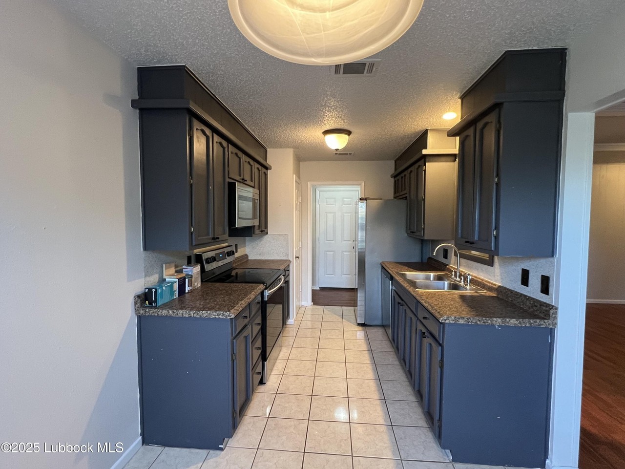 5513 2nd St - Photo 5 of 22