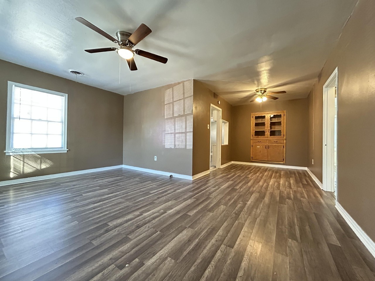 2410 26th St - Photo 5 of 20