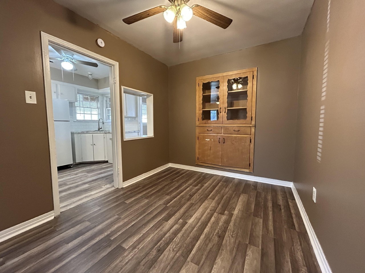 2410 26th St - Photo 6 of 20