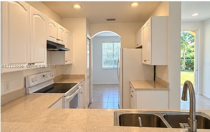 1985 Sw 60th Ter - Photo 2 of 11