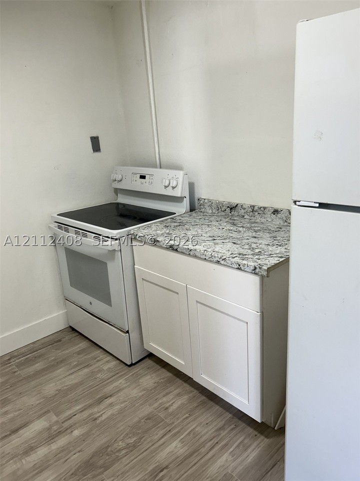 22020 Sw 115th Ct #1 - Photo 4 of 8