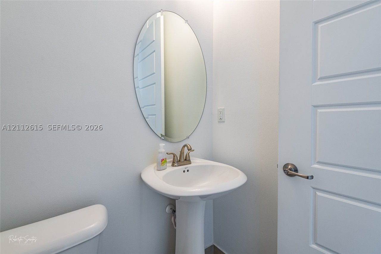 771 Ne 191st St #771 - Photo 7 of 45