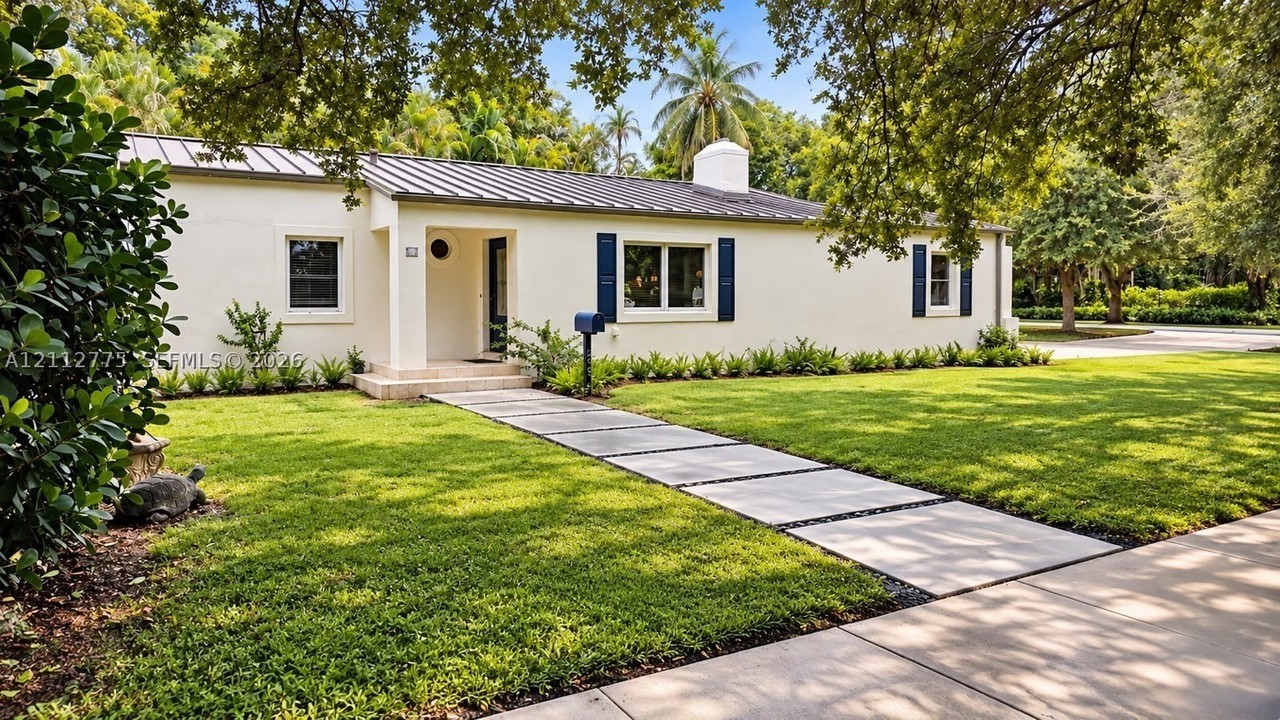 295 De Leon Dr - Photo 2 of 41