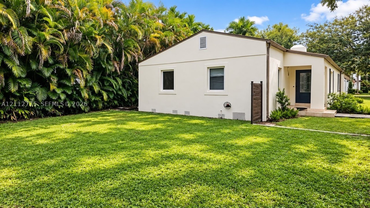 295 De Leon Dr - Photo 3 of 41