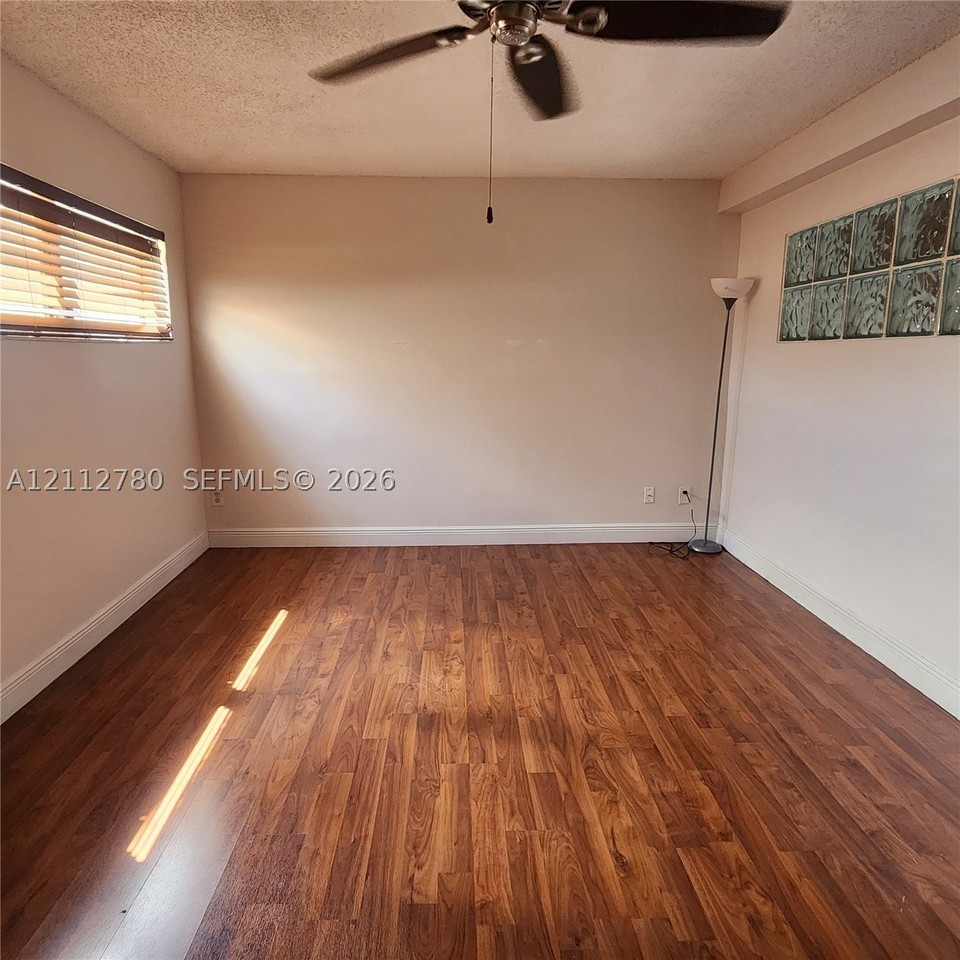 11011 S Lakeview Dr #11011 - Photo 6 of 33