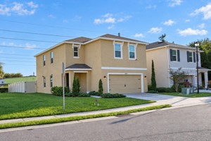 featured image of 4805 Silver Topaz St